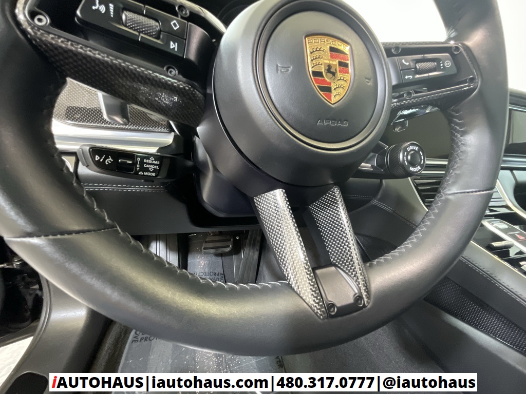 2022 Porsche Panamera Platinum photo 17