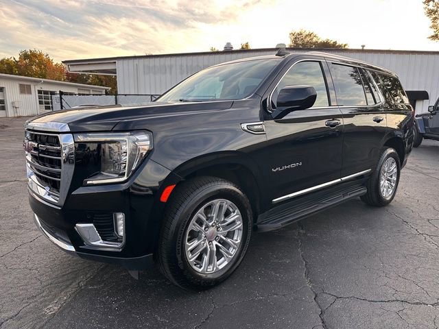 2023 Gmc Yukon SLT photo 2