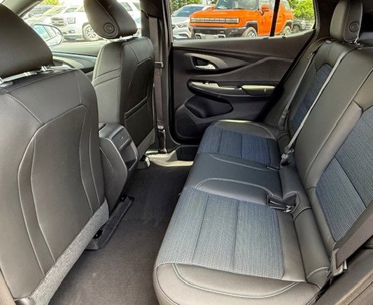 2025 Buick Envista Preferred photo 12