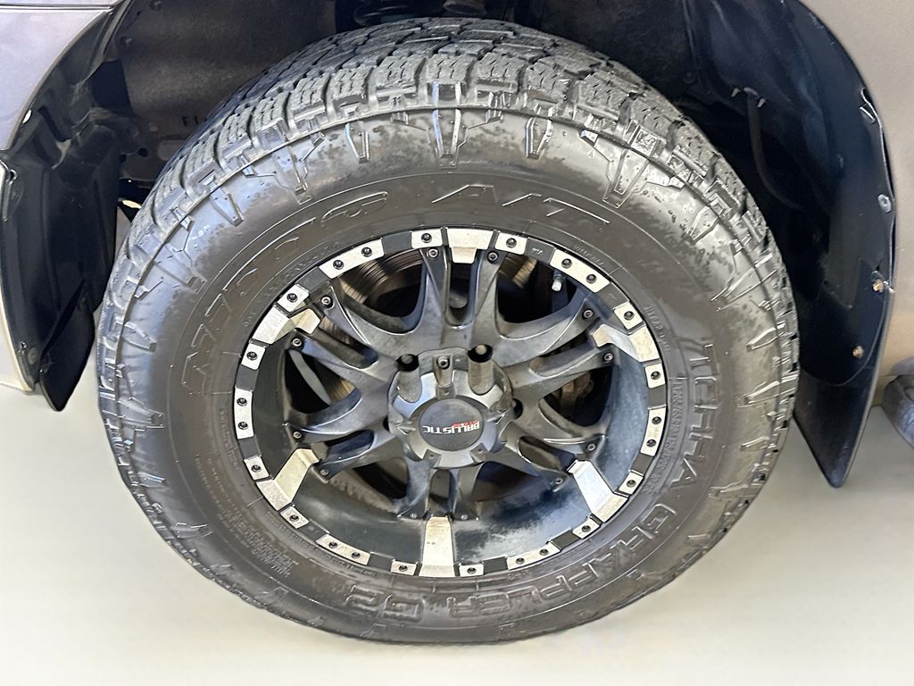 2011 Toyota Tundra Grade photo 31