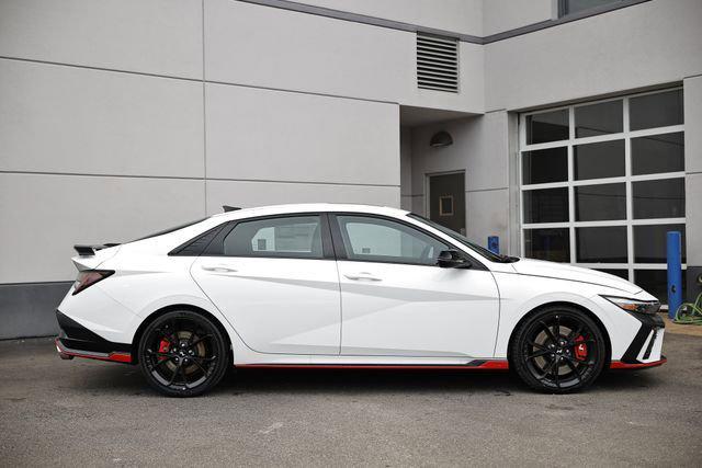 2025 Hyundai Elantra N Base photo 3