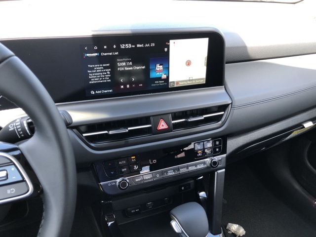 2026 Kia Seltos EX photo 17