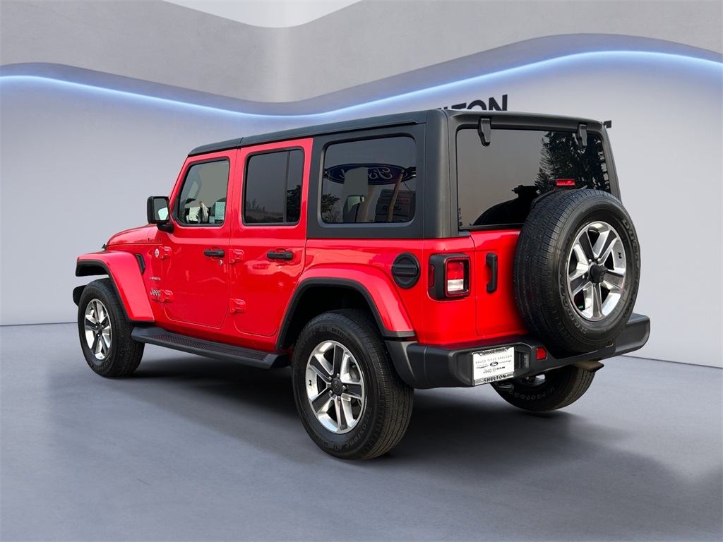 2021 Jeep Wrangler Unlimited Sahara photo 3
