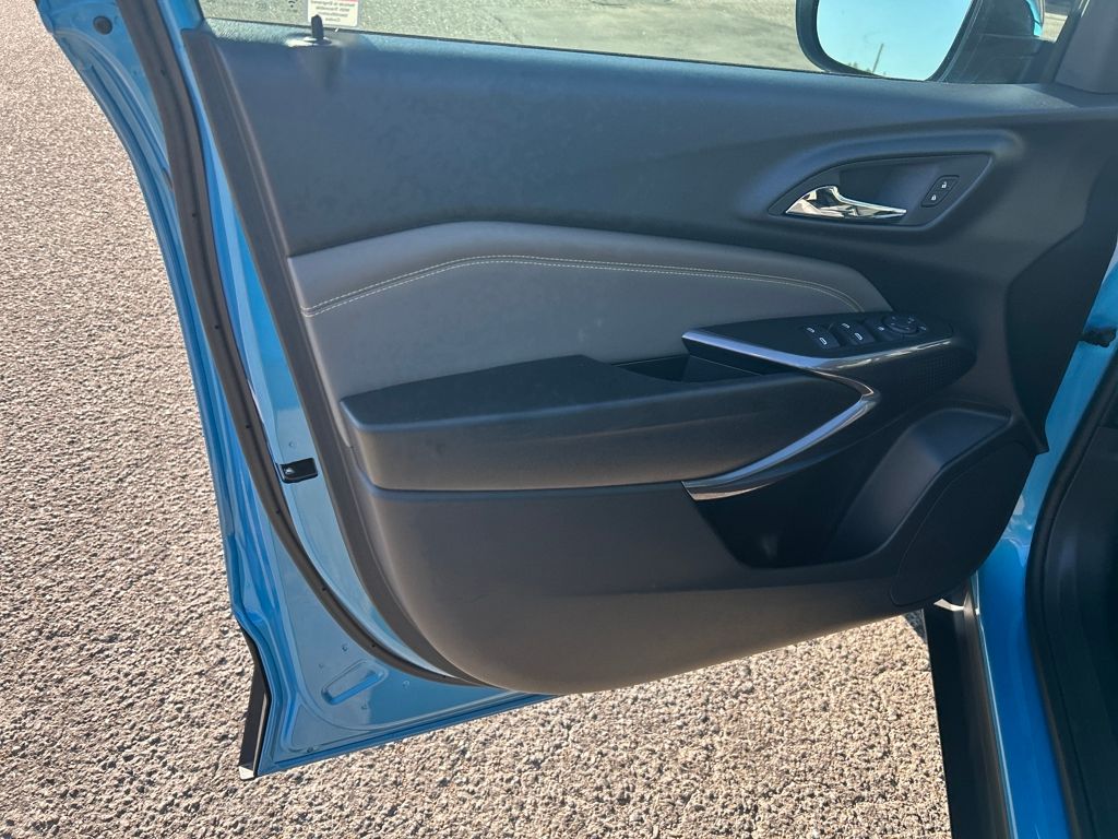 2025 Chevrolet Trax ACTIV photo 11