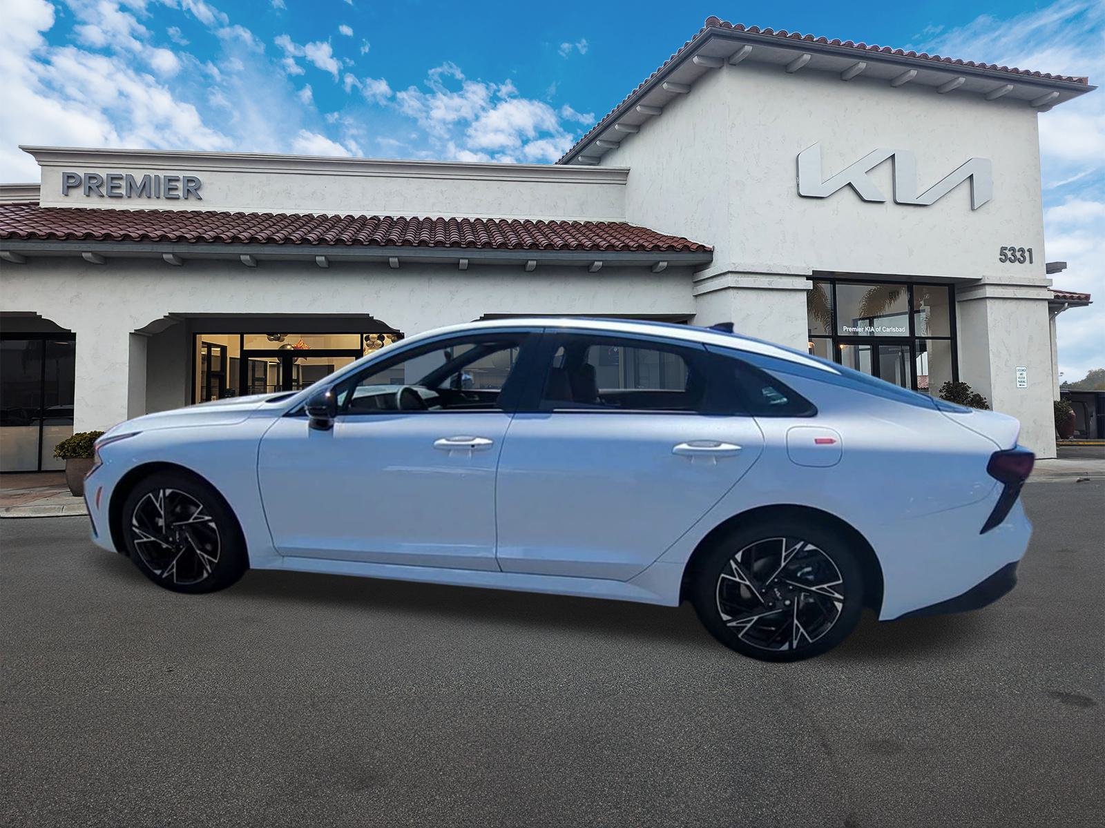 2025 Kia K5 GT-Line photo 4