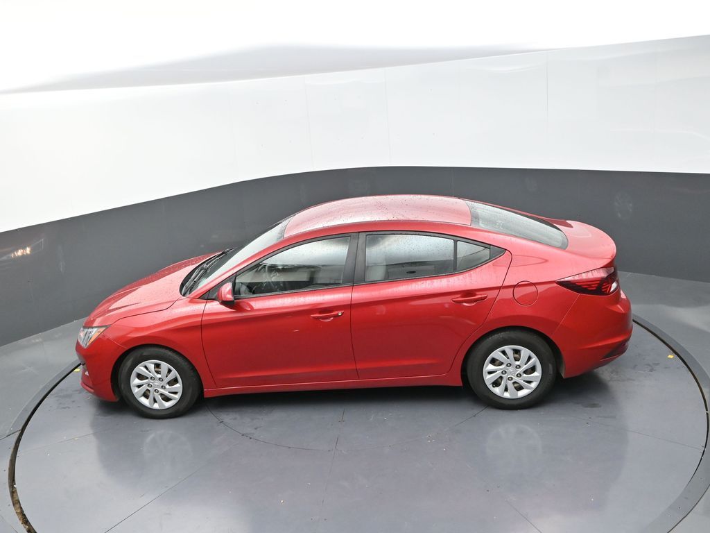2019 Hyundai Elantra SE photo 13