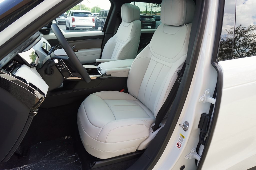 2025 LAND ROVER RANGE ROVER SPORT - Image 12