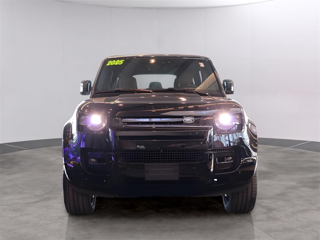 Used 2025 Land Rover Defender X-Dynamic SE with VIN SALE27EU9S2478633 for sale in Kansas City