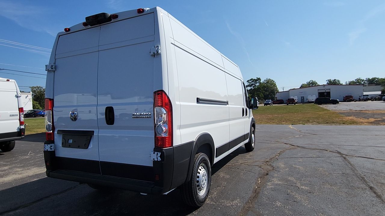 2026 Ram ProMaster 2500 photo 8