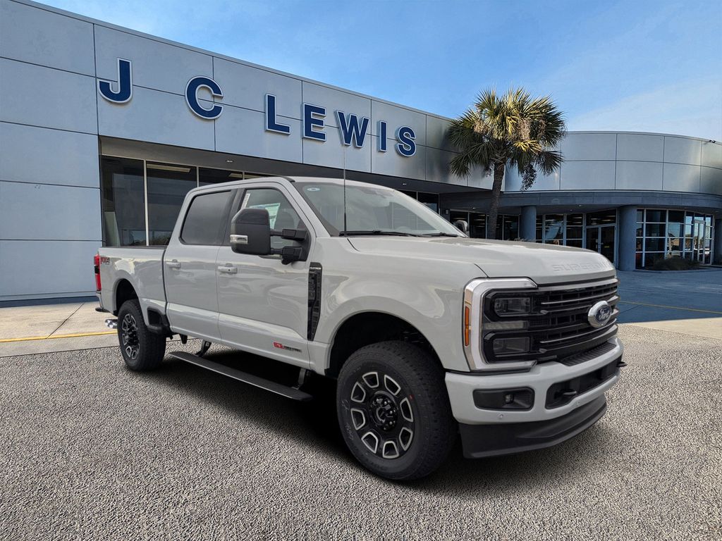 2026 Ford F-350 Super Duty Platinum's photo