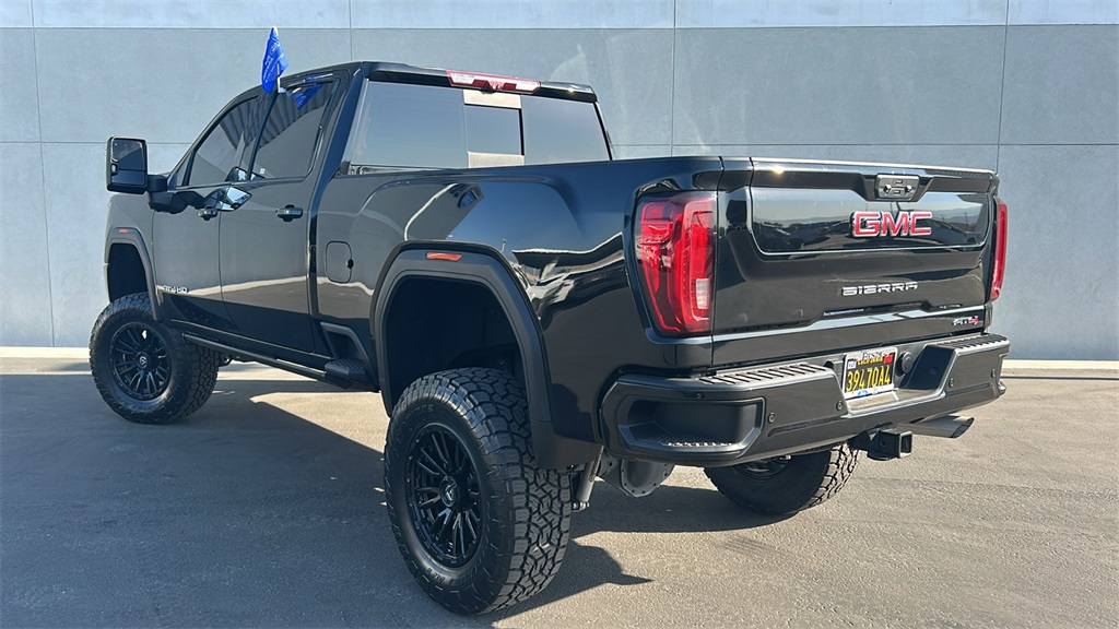 2022 Gmc Sierra HD AT4 photo 2