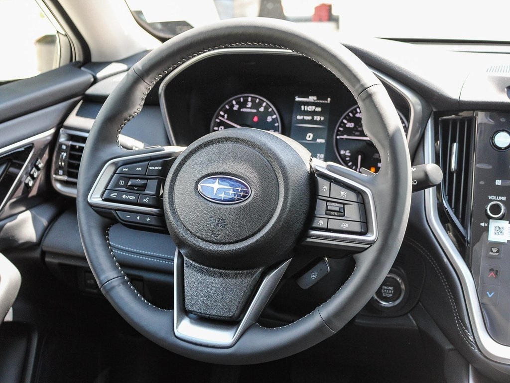 2025 Subaru Outback Touring photo 12