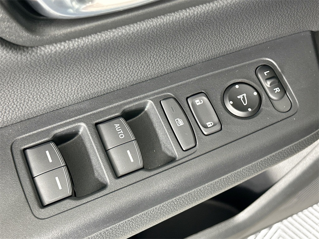 2026 Honda CR-V LX photo 20