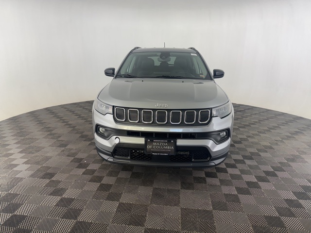 2022 Jeep Compass Latitude photo 2