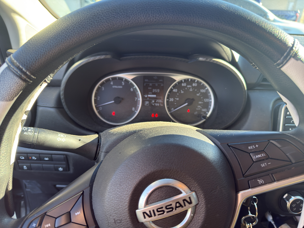 2022 Nissan Versa S photo 3