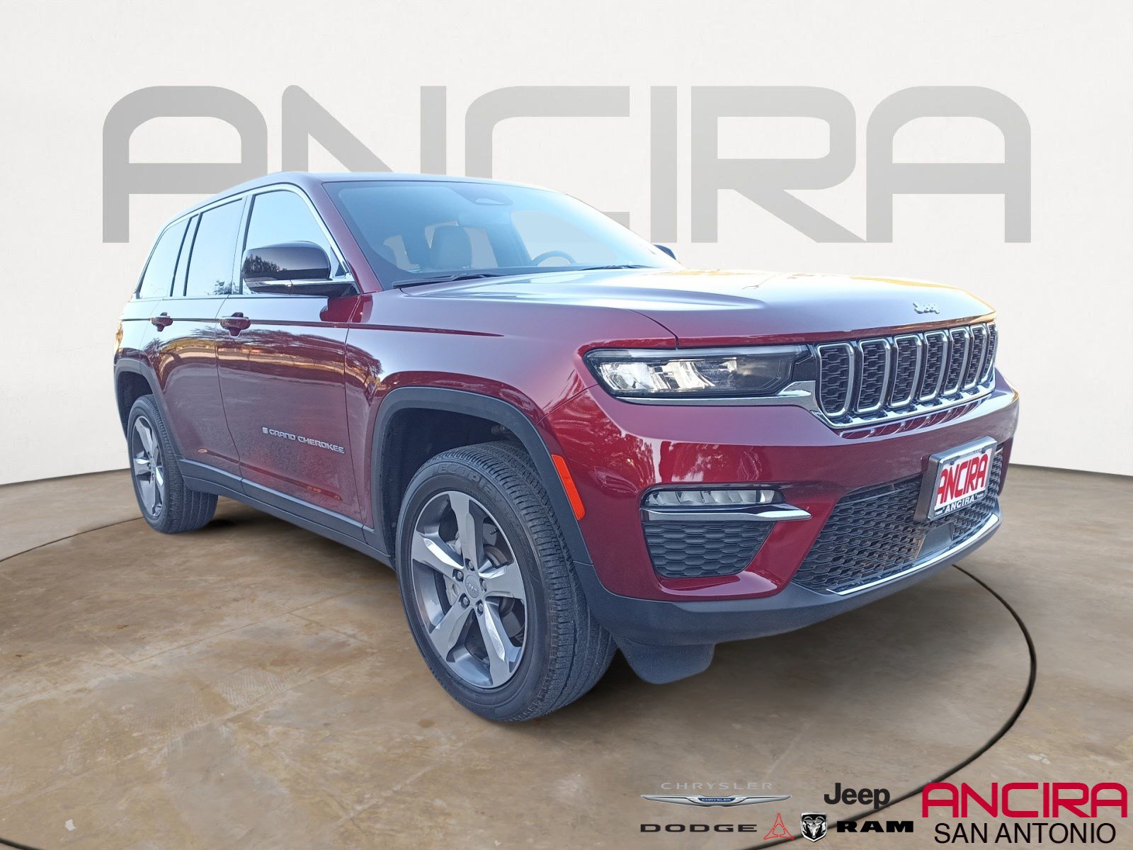 2024 Jeep Grand Cherokee Limited's photo