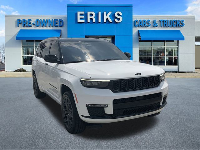 2023 Jeep Grand Cherokee L Summit Reserve photo 4