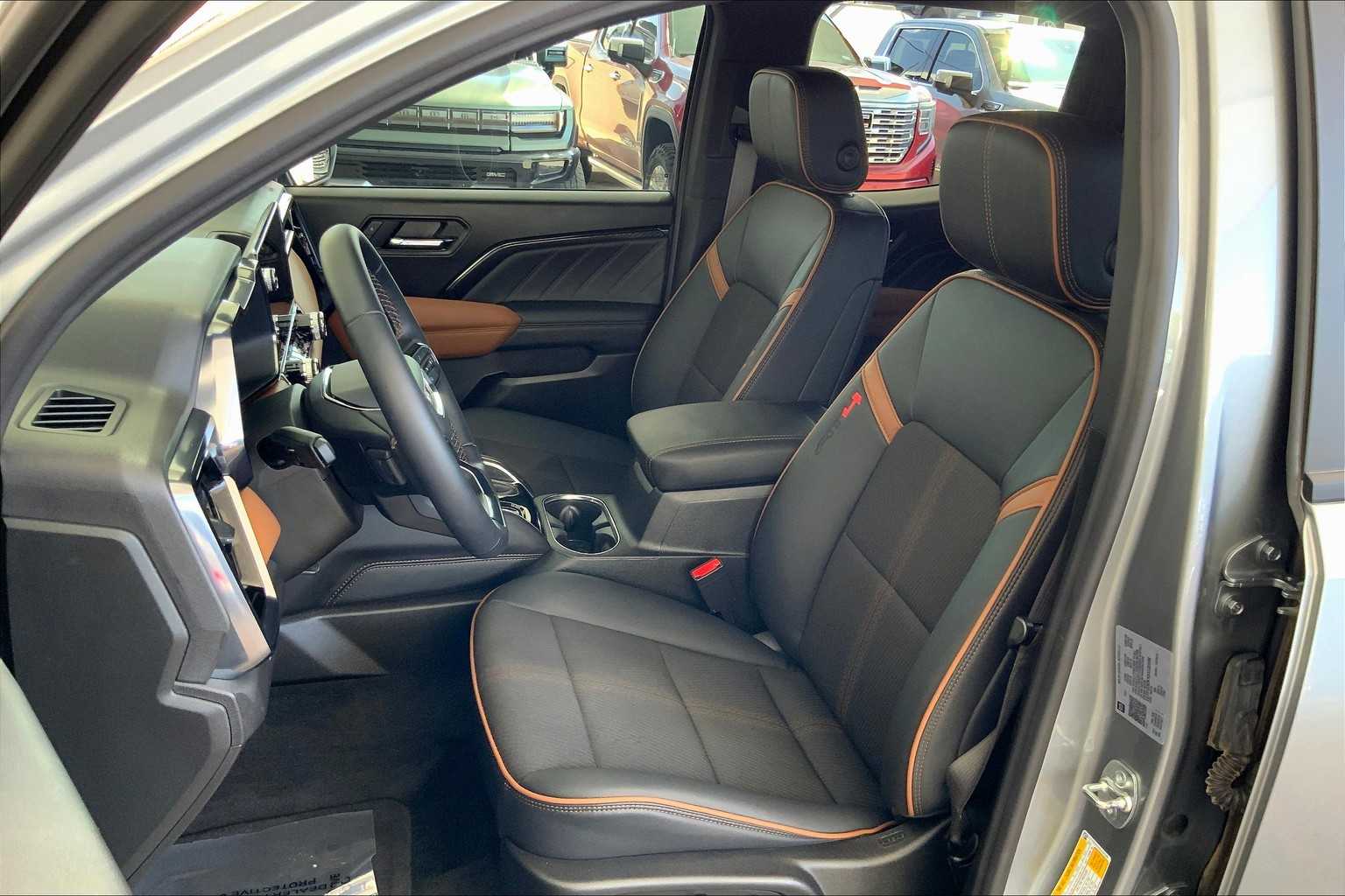 2025 Gmc Canyon AT4 photo 7