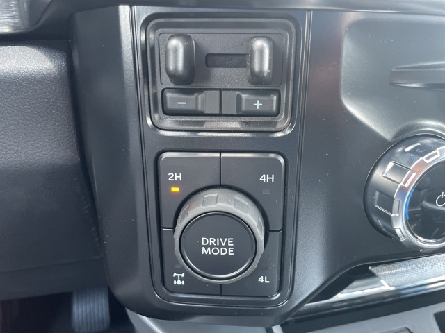2025 Ford F-350 photo 27