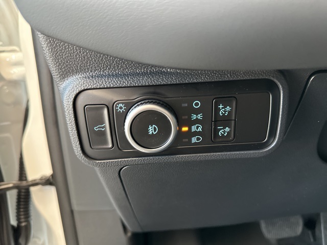 2025 Ford Explorer photo 12