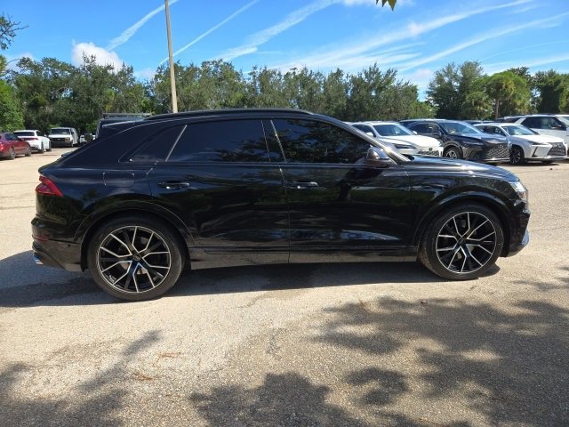 2022 Audi SQ8 Prestige photo 5