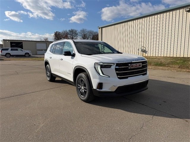 2026 GMC Acadia Elevation's photo