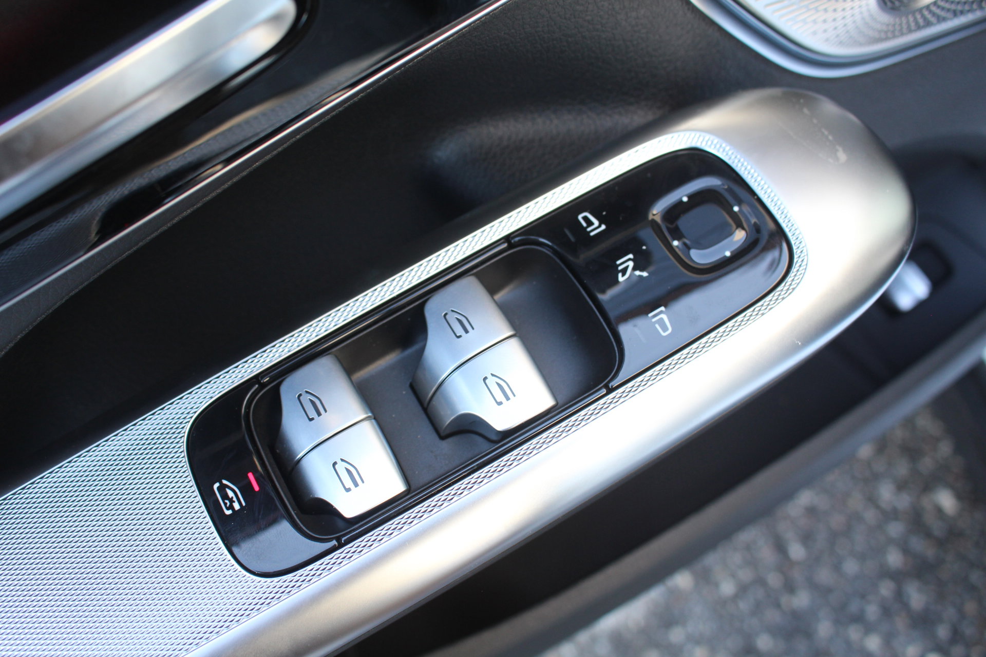 2025 Mercedes Benz EQE Sedan AMG photo 12