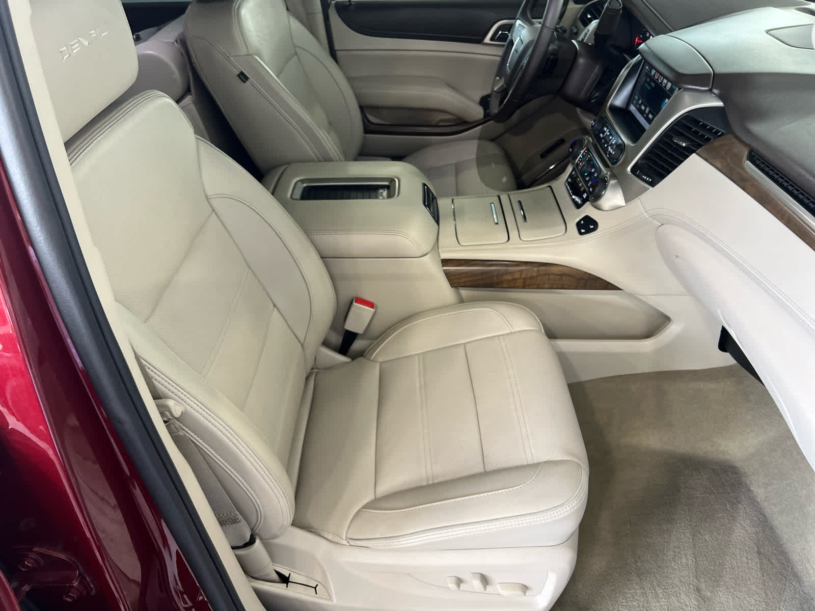 2018 Gmc Yukon XL Denali photo 9