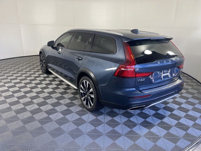 2020 Volvo V60 Cross Country T5 AWD photo 9
