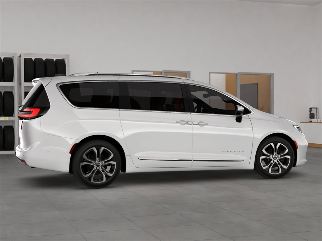 2026 Chrysler Pacifica Pinnacle photo 6