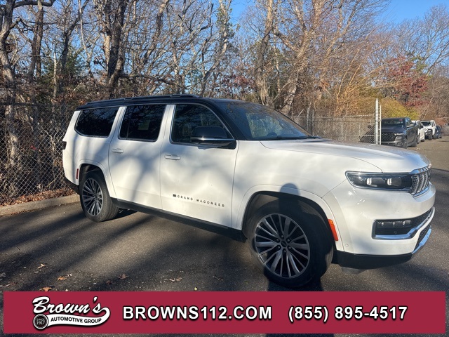 2024 Jeep Grand Wagoneer L Series III's photo