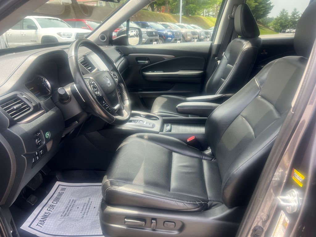 2022 Honda Ridgeline RTL photo 8