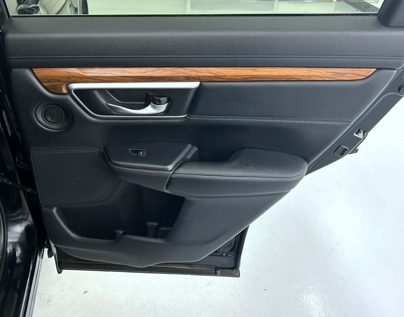 2019 Honda CR-V EX-L photo 17