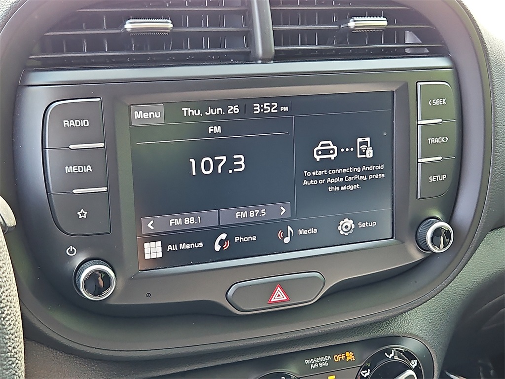 2022 Kia Soul LX photo 17