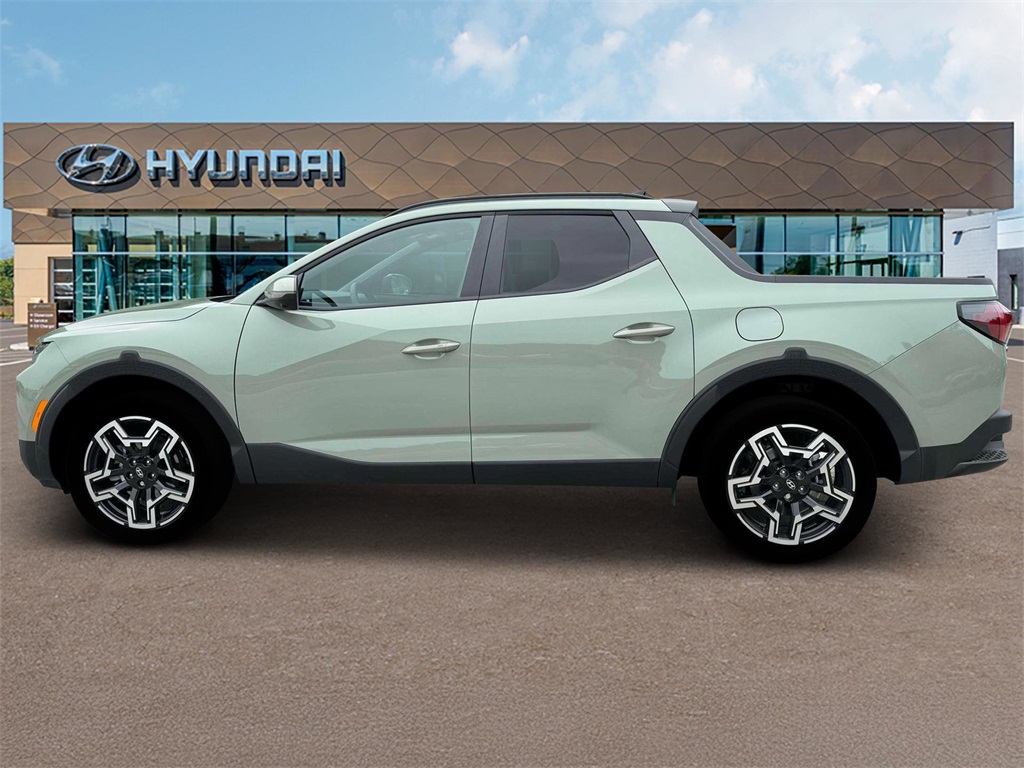 2025 Hyundai Santa Cruz Limited photo 2