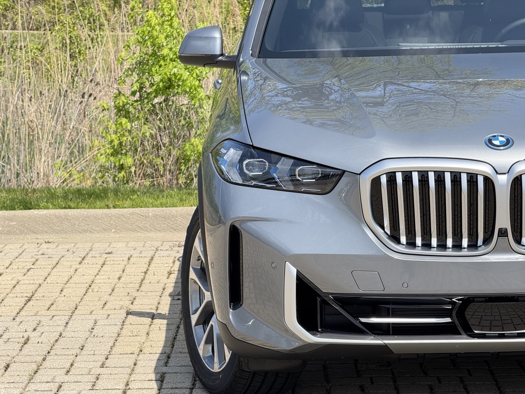 2026 Bmw X5 xDrive50e photo 2