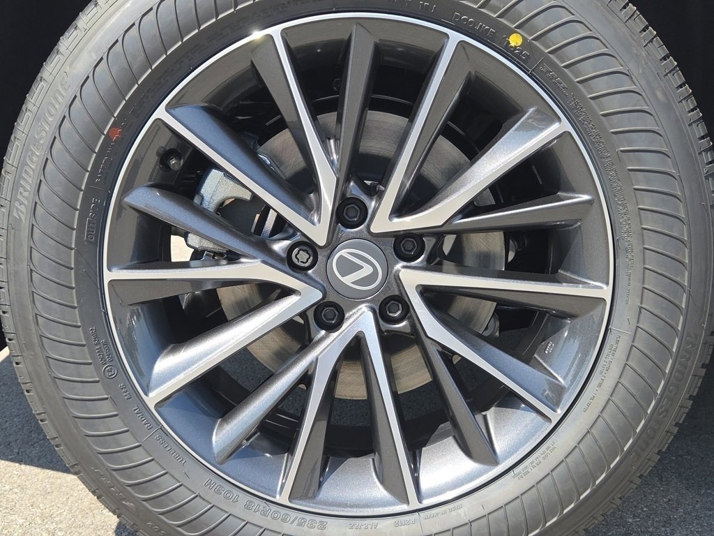 2026 Lexus NX 350 photo 21