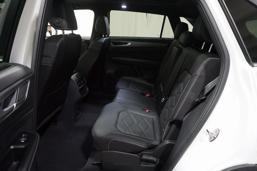 2025 Volkswagen Atlas Cross Sport SE Technology photo 11