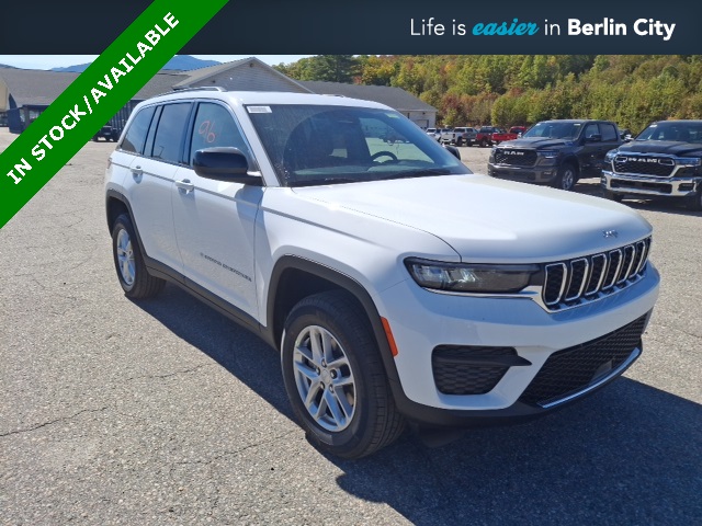 2025 Jeep Grand Cherokee Laredo's photo