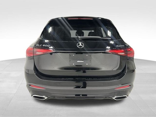 2026 Mercedes Benz GLC 300 4MATIC photo 4