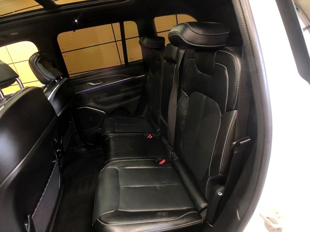 2024 Jeep Grand Cherokee Overland photo 16