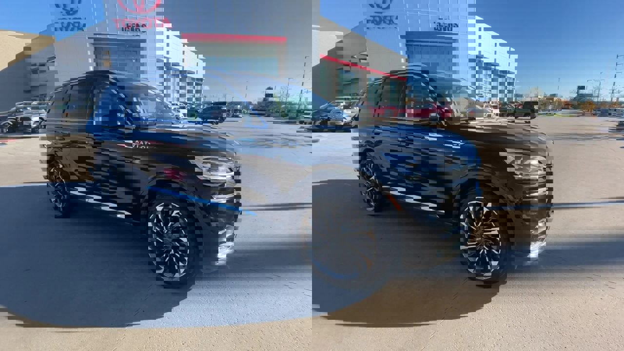 Used 2020 Lincoln Aviator Reserve with VIN 5LM5J7XC6LGL01467 for sale in Kansas City