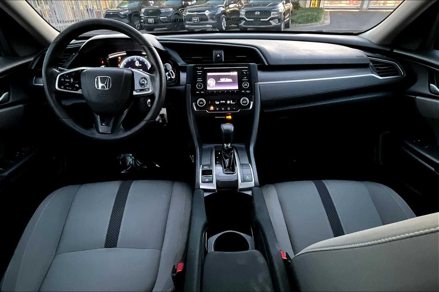 2019 Honda Civic LX photo 15