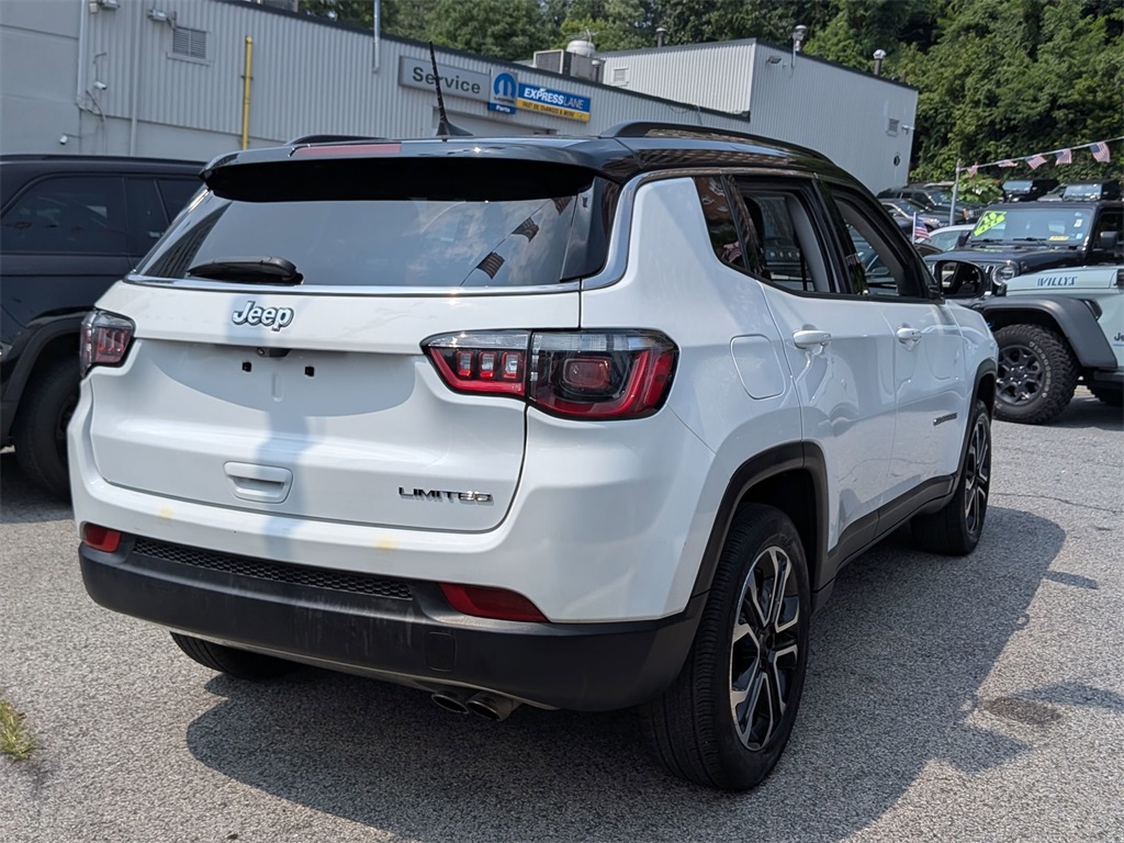 2022 Jeep Compass Limited photo 2