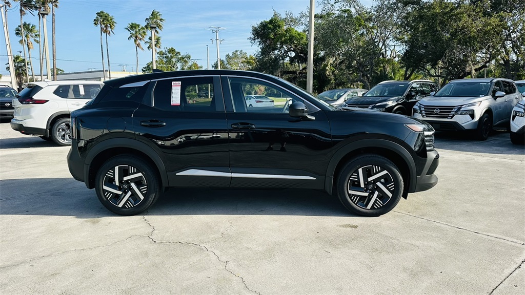 2026 Nissan Kicks SV photo 6