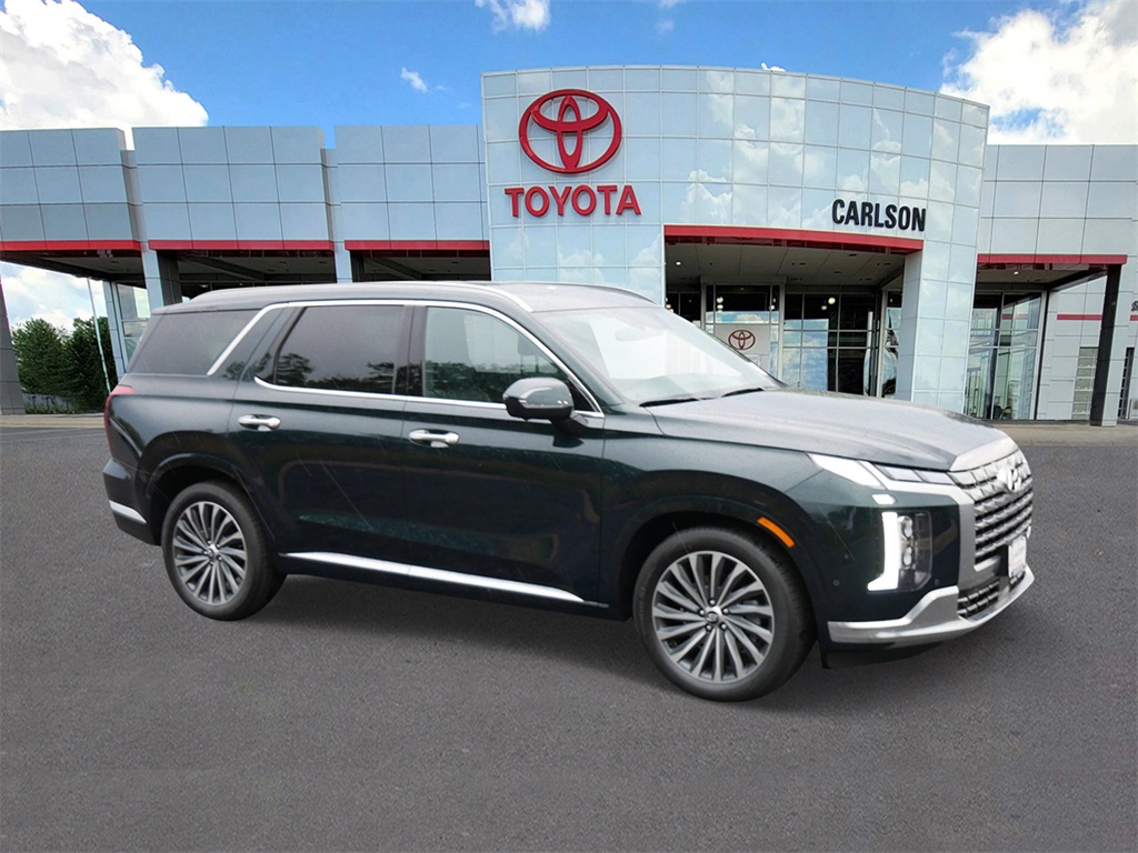 Used 2025 Hyundai Palisade Calligraphy with VIN KM8R7DGE0SU883231 for sale in Minneapolis, Minnesota