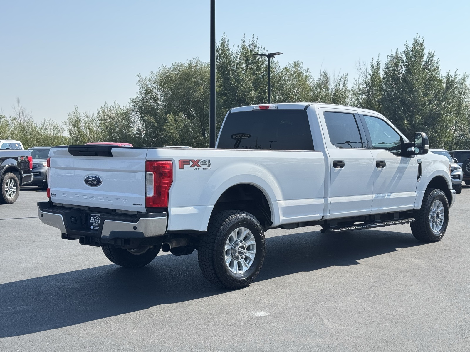 2017 Ford F-350 photo 3