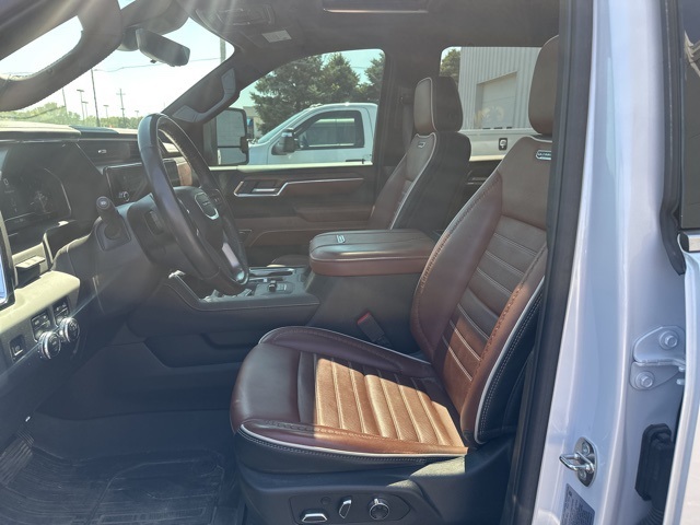 2024 Gmc Sierra HD Denali Ultimate photo 12
