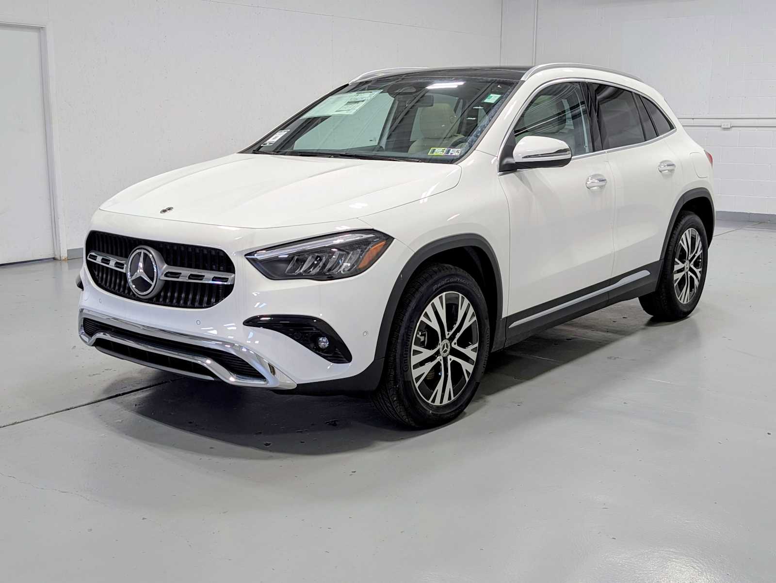 2026 Mercedes-Benz GLA GLA 250's photo