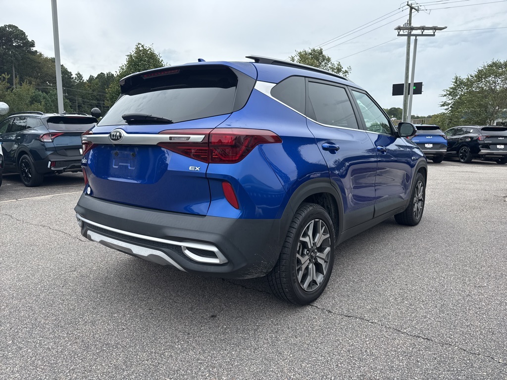 2021 Kia Seltos EX photo 2